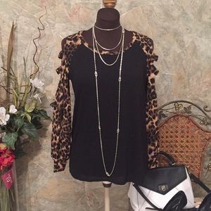 Fantastic fawn🌹 shirt blouse top tunic